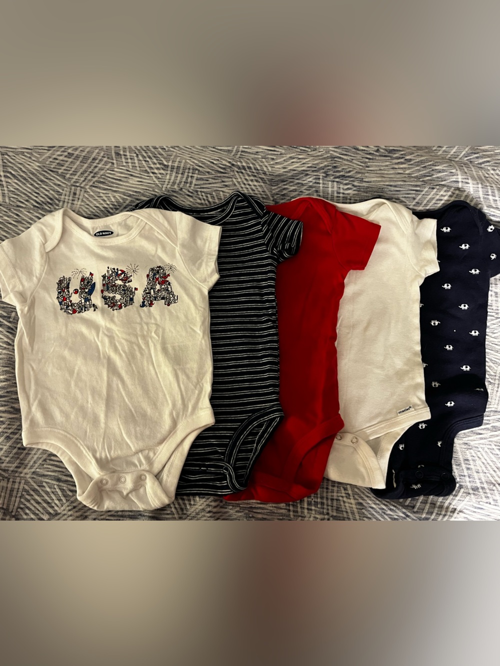Lot of 5 Baby 3-6m Baby Bodysuit Onesie Red White Blue Patriotic USA Carter’s
